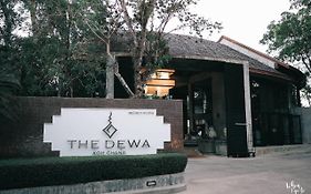 Hotel The Dewa  4*